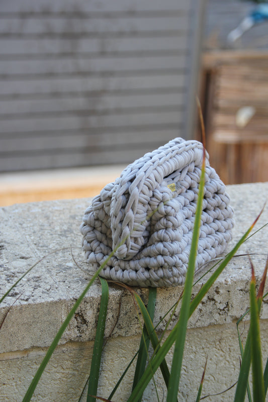 Mini lily with handle - light grey