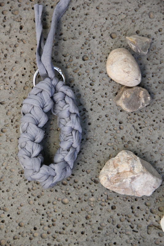 Maya’s Keychain - grey